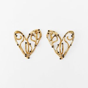 Zara textured heart earrings